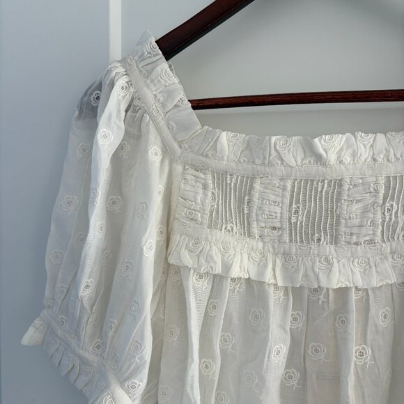 DOEN Sz S Frances Top with White Embroidered Flowers - Picture 4 of 5